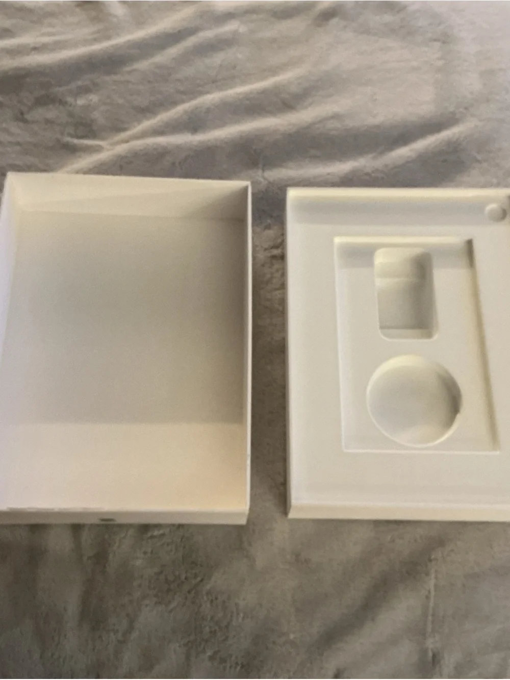 Apple iPad 10th Gen 128GB Silver Wi-Fi  Retail EMPTY BOX ONLY